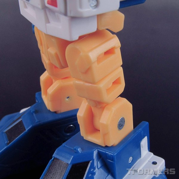 TFormers Titans Return Seaspray Photo Gallery 037 (37 of 129)